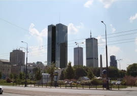 Wstępna koncepcja 170-metrowego wieżowca Roma Tower na działce Archidiecezji warszawskiej u zbiegu Nowogrodzkiej i ul. Emilii Plater