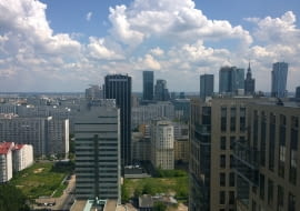 Warszawska Wola widziana lotu ptaka. Widok z 26. piętra hotelu Hilton