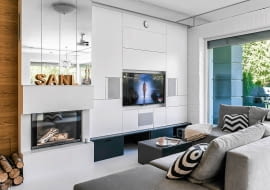 salon z kominkiem, kominek, aranżacja salonu, nowoczesny salon