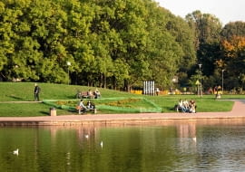 09.08.2015 Warszawa . Park Pole Mokotowskie . Fot. Franciszek Mazur / Agencja Gazeta SLOWA KLUCZOWE: jesien spacer wypoczynek relaks zielen /FR/ ZDJĘCIE DO WKŁADKI: DLOWA Strony Lokalne Warszawa