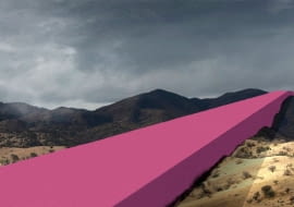 Różowy mur na granicy USA i Meksyku