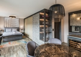 Małe mieszkanie i nieustawny salon - jak sobie poradzić?