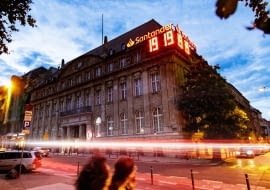 Stary zegar na Skarbcu