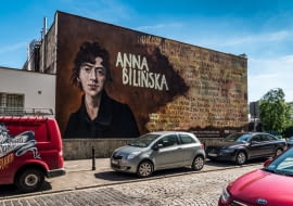 Mural z Anną Bilińską na Smolnej