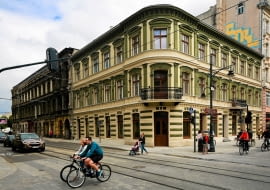 15.07.2016 Lodz , Narutowicza 1 . Odrestaurowana przez miasto kamienica , dawny dom Franciszka Fischera Fot. Malgorzata Kujawka / Agencja Gazeta SLOWA KLUCZOWE: budownictwo architektura rewitalizacja mia100kamienic piotrkowska