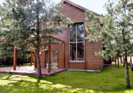 Dom w leśnych klimatach