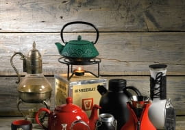 14.11.2012 , WNETRZA , WZORNICTWO , TEMAT HERBATA , SESJA DLA : CZTERY KATY , STYLIZACJA BEATA DRZEWOSOWSKA . FOT. MICHAL MUTOR SLOWA KLUCZOWE: WNETRZA WZORNICTWO DEKORACJE