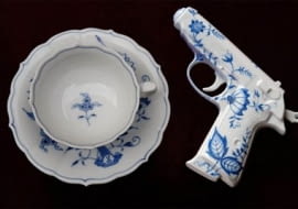 porcelanowy pistolet