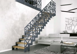 Eleganckie schody gotowe. Metal