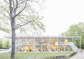 Pawilon naukowy na kampusie Uniwersytetu Technicznego w Brunszwiku (Niemcy). Proj. Gustav Düsing i Max Hacke Lemmart