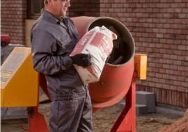 ekipa budowlana,budowa domu,betoniarka