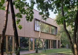 Biblioteka na warszawskiej Białołęce, przy ulicy Kłosowej 6A. Proj. AMBIENT