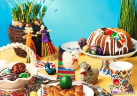 06.02.2013 , WNETRZA , STOL WIELKANOCNY , SESJA DLA : CZTERY KATY , STYLIZACJA BEATA DRZEWOSOWSKA . FOT. MICHAL MUTOR SLOWA KLUCZOWE: WNETRZA DEKORACJE WIELKANOC