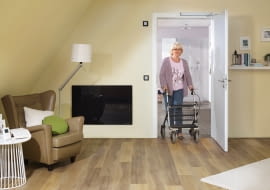 Zdalnie otwierane drzwi wewnętrzne to duże ułatwienie dla osób z ograniczoną sprawnością ruchową