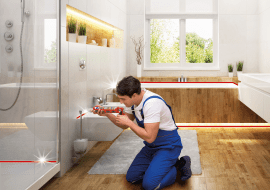 Silikon sanitarny w kuchni i łazience