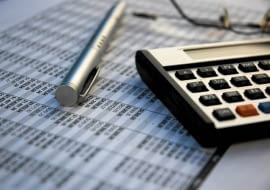 Dobre ocieplenie oraz właściwa wentylacja wpływają dodatnio na bilans energetyczny domu, czyli przynoszą wymierne korzyści