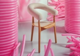 Contessa W. z linii Paged Alter Ego 2023: klasyczne krzesło w kobiecej odsłonie