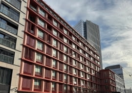 Żelazna 54 w Warszawie