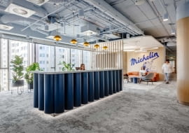 Wnętrza biura firmy Michelin. Proj. Colliers Define