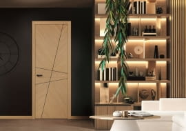 Regał na książki w salonie.