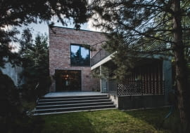 Dom z recyklingu. Proj. MAZM