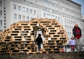 Recyclingowy plac zabaw na warszawskim Targówku