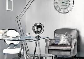 03.10.2012 , WNETRZA , KOLOR I WZOR , TEMAT SREBRO , SESJA DLA : CZTERY KATY , STYLIZACJA JOANNA PLACHECKA . FOT. MICHAL MUTOR SLOWA KLUCZOWE: WNETRZA DEKORACJE