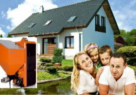 Dom, który wybraliśmy do naszych rozważań, jest zdecydowanie lepiej ocieplony niż wymagają tego przepisy. Mamy bowiem nadzieję, że takie właśnie domy będą coraz częściej budowane.