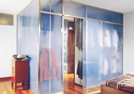 UWAGA PONOWNA PUBLIKACJA ZA ZGODA WLASCICIELI WARSZAWA MIESZKANIE W BLOKU WNETRZA STYLIZACJA NIGELA HOPE FOT. ALEX PAVLOVIC ( KARL JORGENSON ) PUBLIKACJA CZTERY KATY NR 1 (207) - 1 2009