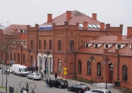 Dworzec kolejowy w Skierniewicach