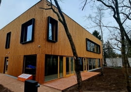 Biblioteka publiczna przy ul. Kłosowej na Białołęce