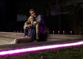 Światło na pasku – ponadczasowy, neonowy design w wersji SMART