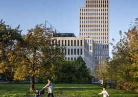 Wieżowiec na Mokotowie - siedziba Transportowego Dozoru Technicznego. Proj. JEMS Architekci