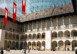 prima aprislis, architektura, bryła