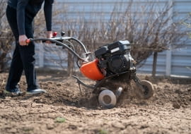 Mała glebogryzarka spalinowa do warzywnika – przegląd lekkich modeli