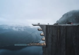 Hotel na klifie Preikestolen. Proj. Hayri Atak Architectural Design Studio.