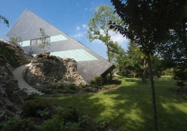 Edge House. Proj. Przemek Olczyk / Mobius Architekci