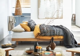 POWITANIE JESIENI. Szwedzki producent H&M Home proponuje na jesień gładką, bawełnianą pościel w stonowanych kolorach. Jednokolorowe zestawienia to bardzo modny pościelowy trend. www2.hm.com/pl