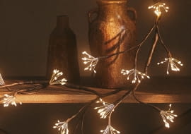 OZDOBNA BOŻONARODZENIOWA GAŁĄZKA Z LAMPKAMI