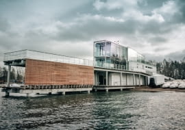 Centrum Sportowo-rekreacyjne nad jez. Krzywym