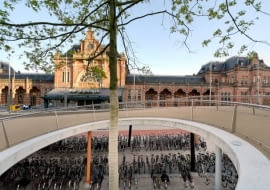 Garaż dla 4000 rowerów, Groningen, Holandia, proj. KCAP Architects & Planners, 2007, fot. www.kcap.eu