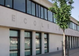 Zespół szkół we francuskim departamencie Sekwany i Marny