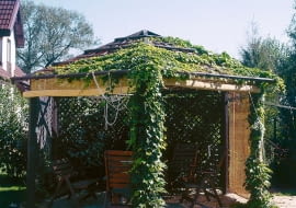 OGROD ALTANA FOT. JERZY ROMANOWSKI PUBLIKACJA LADNY DOM NR 6 (68) - 6.2004