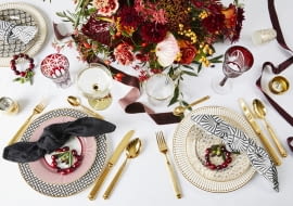 Kolorowa zastawa stołowa