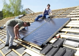 Zastosowanie kolektorów słonecznych do podgrzewania wody będzie szczególnie opłacalne, gdy mamy liczną rodzinę