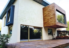 Elewacja zaatakowana przez mikroorganizmy