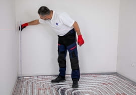 Jak zrobić wylewkę samopoziomującą