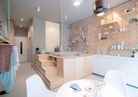 mieszkanie, mieszkanie w budapeszcie, sklejka, mieszkanie pełne sklejki