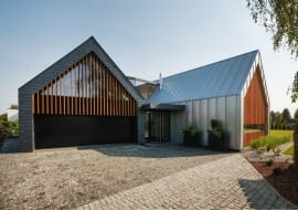 Dom dwie stodoły w Tychach