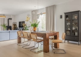 Mazowiecka sielanka w nowoczesnym wydaniu - aranżacja domu projektu To Be Design